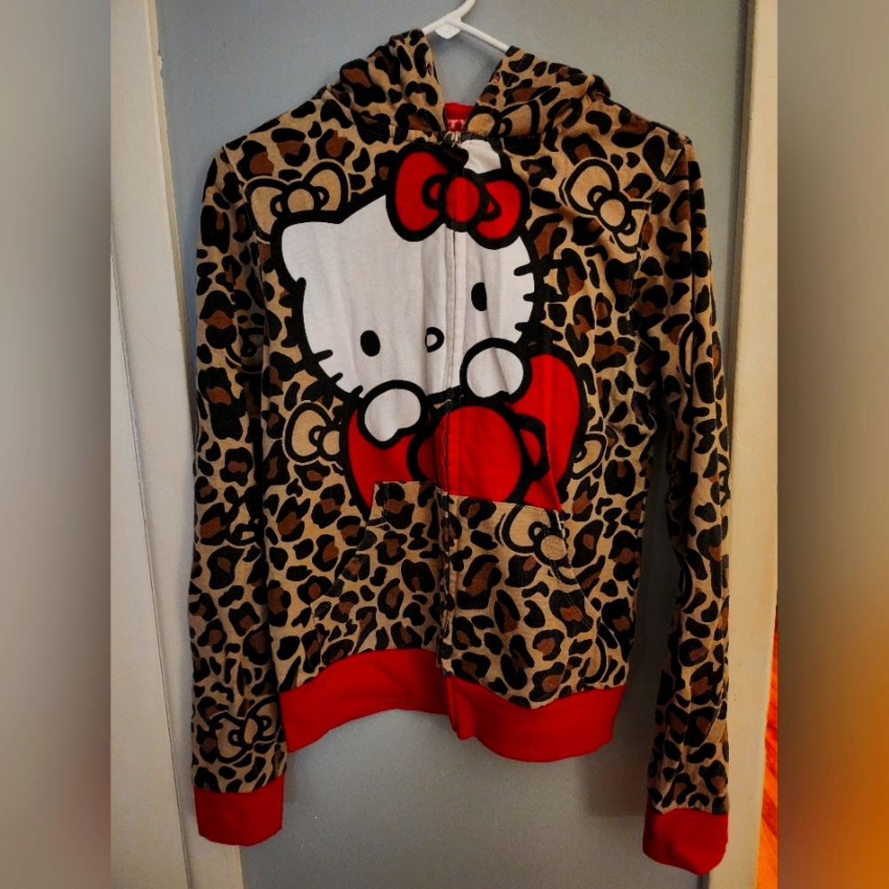 RARE Juniors Hello Kitty Leopard Print Sweatshirt Size L